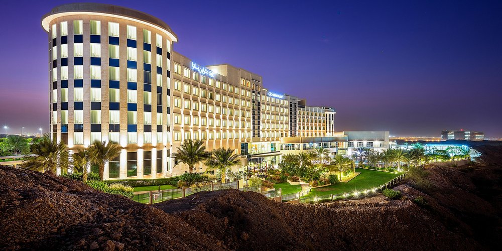 Crowne Plaza Muscat OCEC selects Exteritys integrated in-room entertainment(图1)